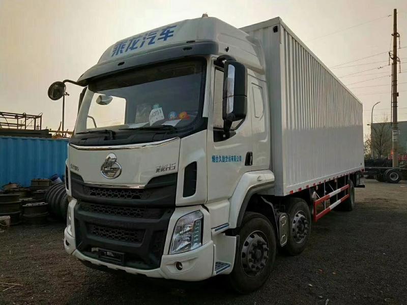 (9.4米)柳汽乘龙小三轴冷藏车